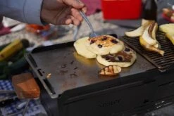 Knister BBQ Plancha 10 Knister BBQ Plancha -Kamado Joe Winkel image 103