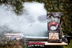Jack Daniels Whisky Rookchips 800 Gram 6 Jack Daniels Whisky Rookchips 800 Gram -Kamado Joe Winkel image 13