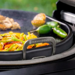Kamado Joe Karbon Steel Griddle Big Joe 16 Kamado Joe Karbon Steel Griddle Big Joe -Kamado Joe Winkel image 963